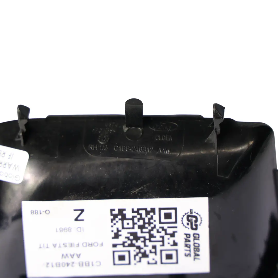 Embellecedor Puerta Delantera Derecha C1BB240B12AAW para Ford Fiesta Mk7 con número de pieza C1BB-240B12-AAW Ford Fiesta Mk7 Embellecedor Puerta Delantera Derecha C1BB240B12AAW - SKU C1BB-240B12-AAW - Número de pieza C1BB-240B12-AAW