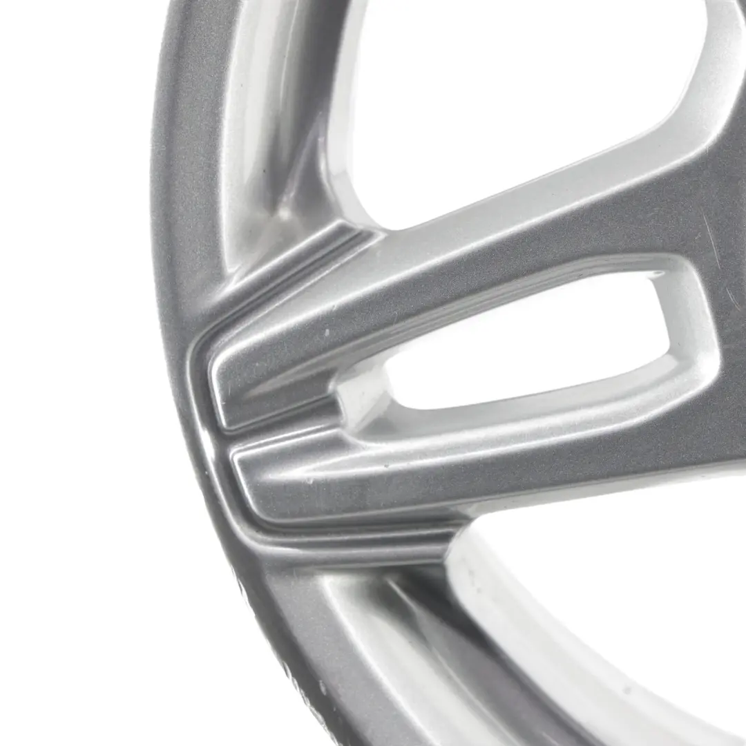 Jante En Alliage Argentée 15" 6J ET:47.5 pour Ford Fiesta Mk7 à propos du numéro de pièce C1BC-1007-BB Ford Fiesta Mk7 Jante En Alliage Argentée 15" 6J ET:47.5 - SKU C1BC-1007-BB-1 - Numéro de pièce C1BC-1007-BB