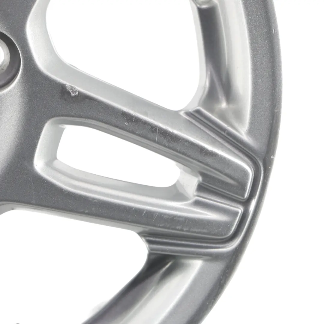 Llanta De Aleación Plateada 15" 6J ET:47.5 para Ford Fiesta Mk7 con número de pieza C1BC-1007-BB Ford Fiesta Mk7 Llanta De Aleación Plateada 15" 6J ET:47.5 - SKU C1BC-1007-BB-1 - Número de pieza C1BC-1007-BB