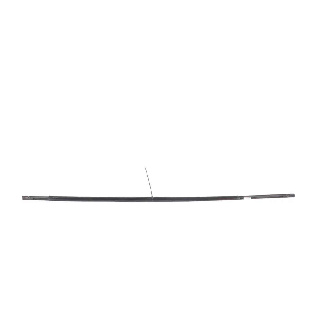 Joint Étanchéité Vitre Porte Avant Gauche pour Land Rover Discovery 4 L319 à propos du numéro de pièce CGE000492 Land Rover Discovery 4 L319 Joint Étanchéité Vitre Porte Avant Gauche - SKU CGE000492 - Numéro de pièce CGE000492