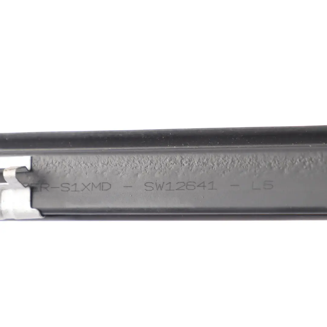 Uszczelka Drzwi Wewnętrzna Lewa 4H22-202W08-BA do Land Rover Discovery 4 L319 o numerze CGE500211 Land Rover Discovery 4 L319 Uszczelka Drzwi Wewnętrzna Lewa 4H22-202W08-BA - SKU CGE500211 - Numer Części CGE500211