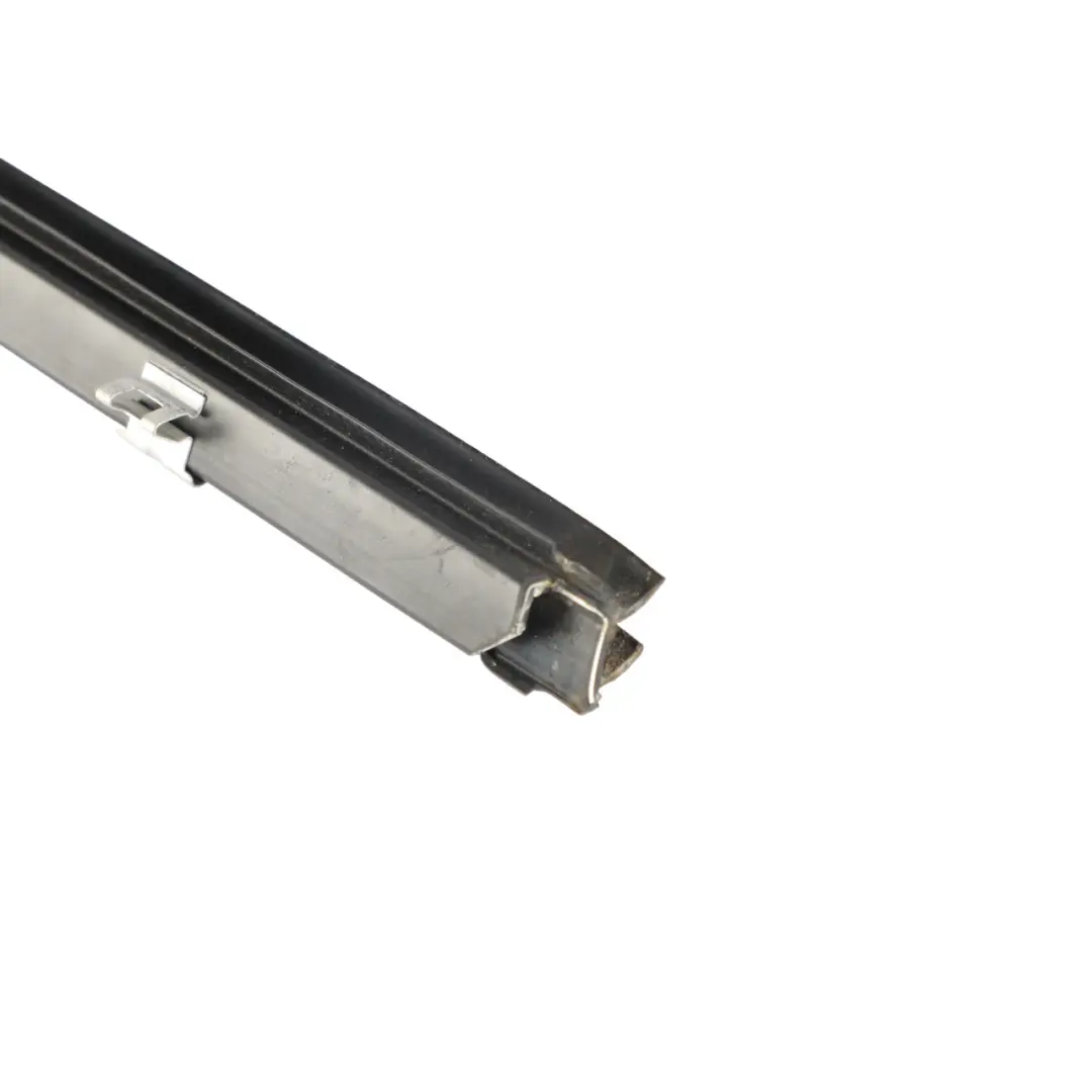 Land Rover Discovery 3 L319 Inner Door Belt Weatherstrip Rear Left N/S - SKU CGE500231 - Part number CGE500231