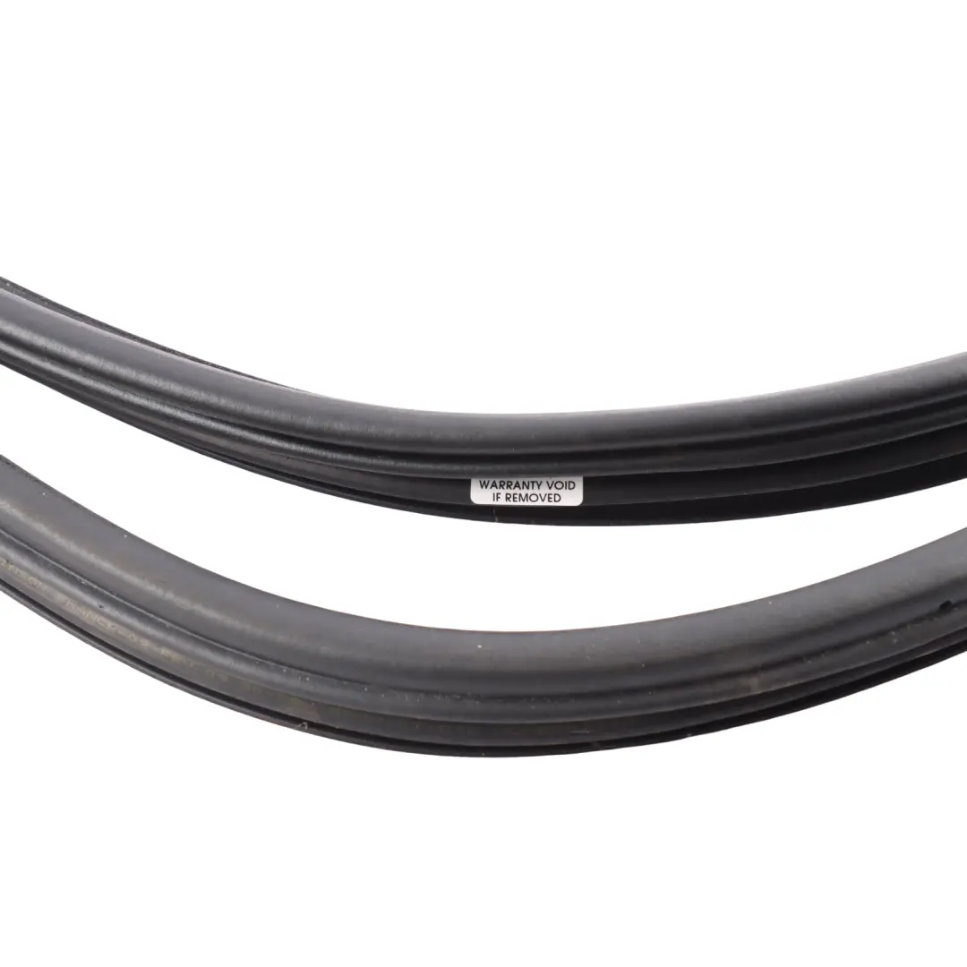 Range Rover L405 Hintere Tür Dichtung Gummi Links Rechts CK52-253A10-AC - SKU CGE500390 - Teilenummer CGE500390