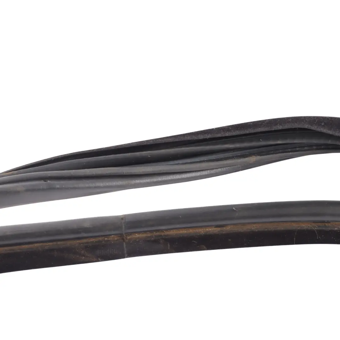 Range Rover L405 Joint D'Étanchéité Porte Arrière Gauche Droite CK52-253A10-AC - SKU CGE500390 - Numéro de pièce CGE500390