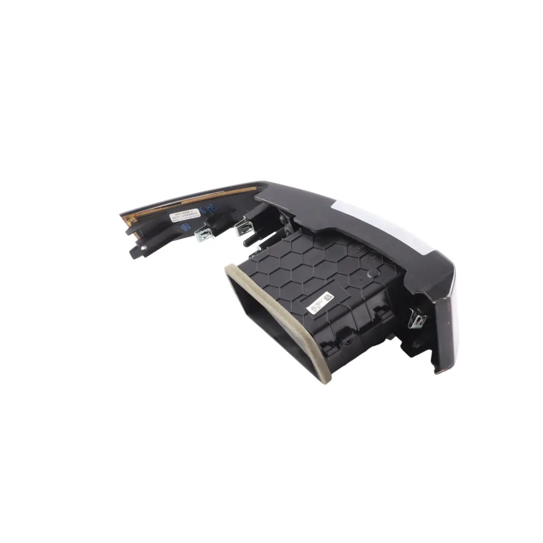 Dashboard Air Vent Right O/S Fresh Air Grille to Range Rover L405 with Part number CK52-046B30-AC Range Rover L405 Dashboard Air Vent Right O/S Fresh Air Grille - SKU CK52-046B30-AC - Part number CK52-046B30-AC