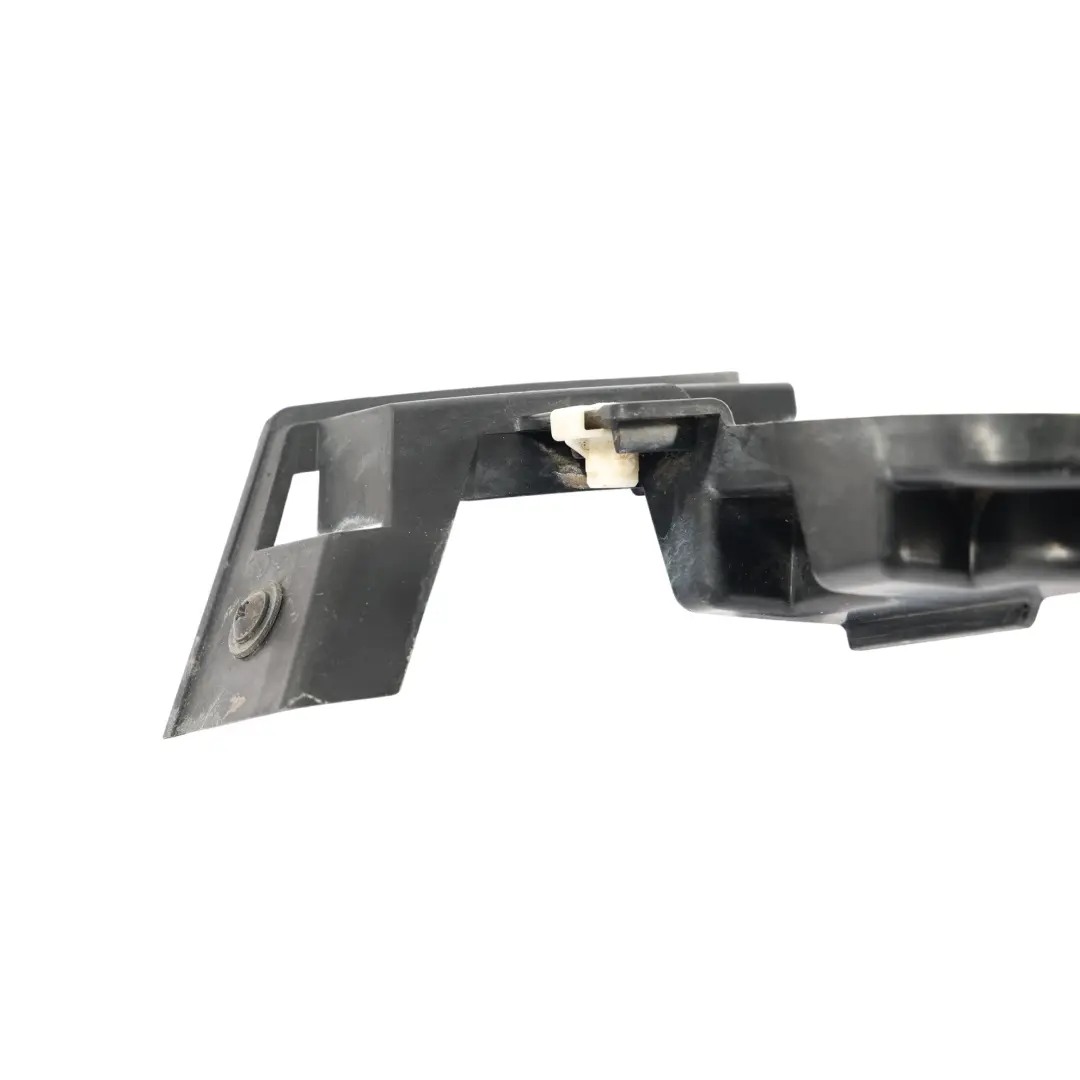 Ślizg Uchwyt Mocowanie Zderzaka Tył Prawy CK5217B918AA do Range Rover L405 o numerze CK52-17B918-AA Range Rover L405 Ślizg Uchwyt Mocowanie Zderzaka Tył Prawy CK5217B918AA - SKU CK52-17B918-AA - Numer Części CK52-17B918-AA