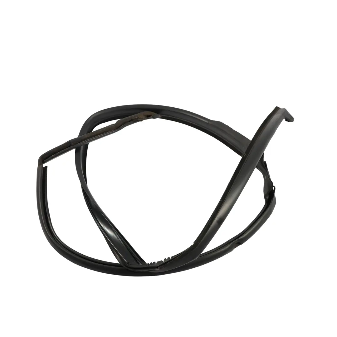 Front Door Seal Gasket Rubber Right O/S to Land Rover Range Rover L405 with Part number CK52-20518-A Land Rover Range Rover L405 Front Door Seal Gasket Rubber Right O/S - SKU CK52-20518-A - Part number CK52-20518-A