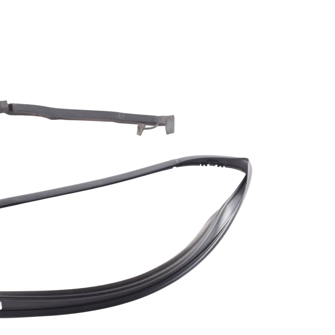 Upper Door Top Seal Gasket Rubber Front Left N/S to Range Rover L405 with Part number CK52-20519-A Range Rover L405 Upper Door Top Seal Gasket Rubber Front Left N/S - SKU CK52-20519-A - Part number CK52-20519-A