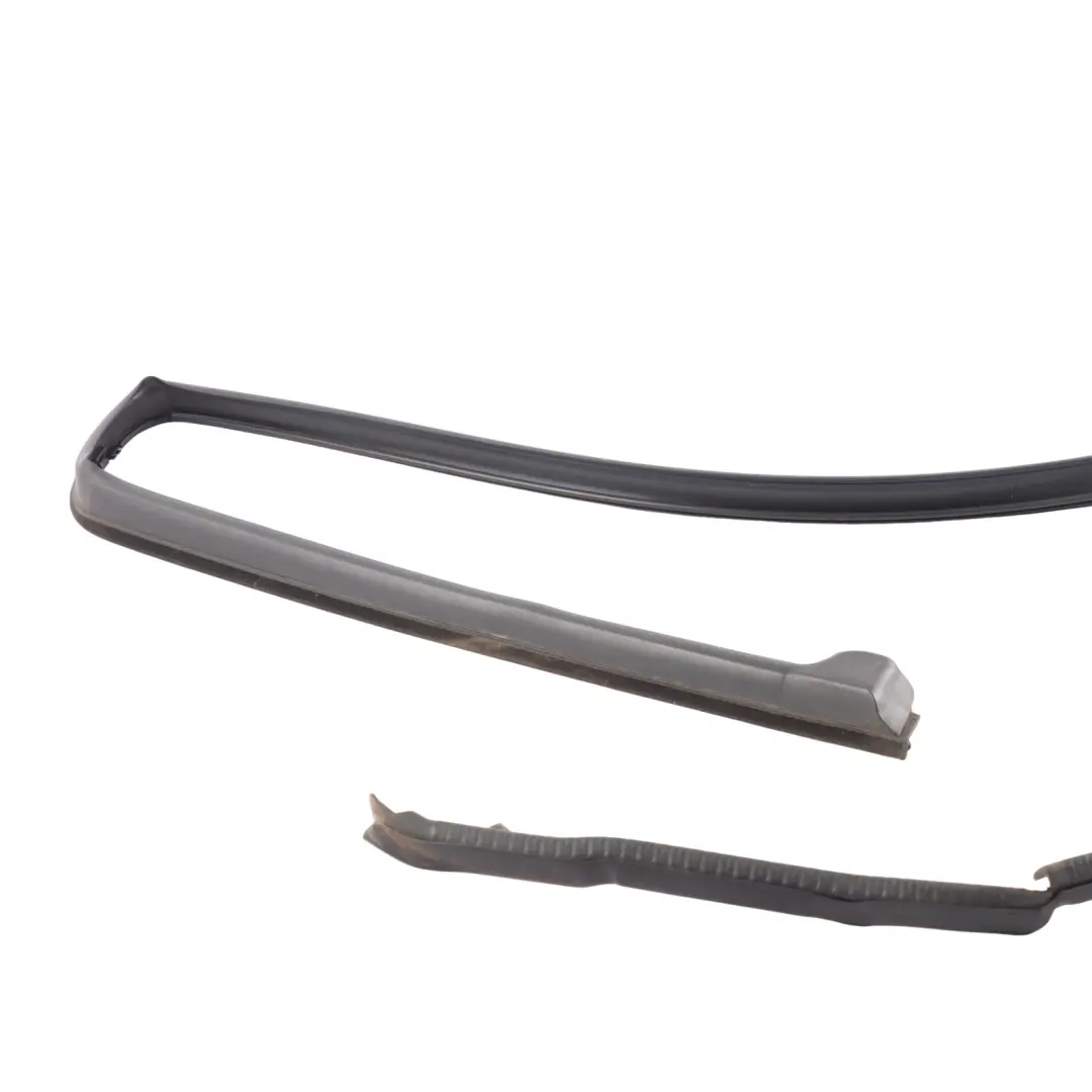 Range Rover L405 Upper Door Top Seal Gasket Rubber Front Left N/S - SKU CK52-20519-A - Part number CK52-20519-A