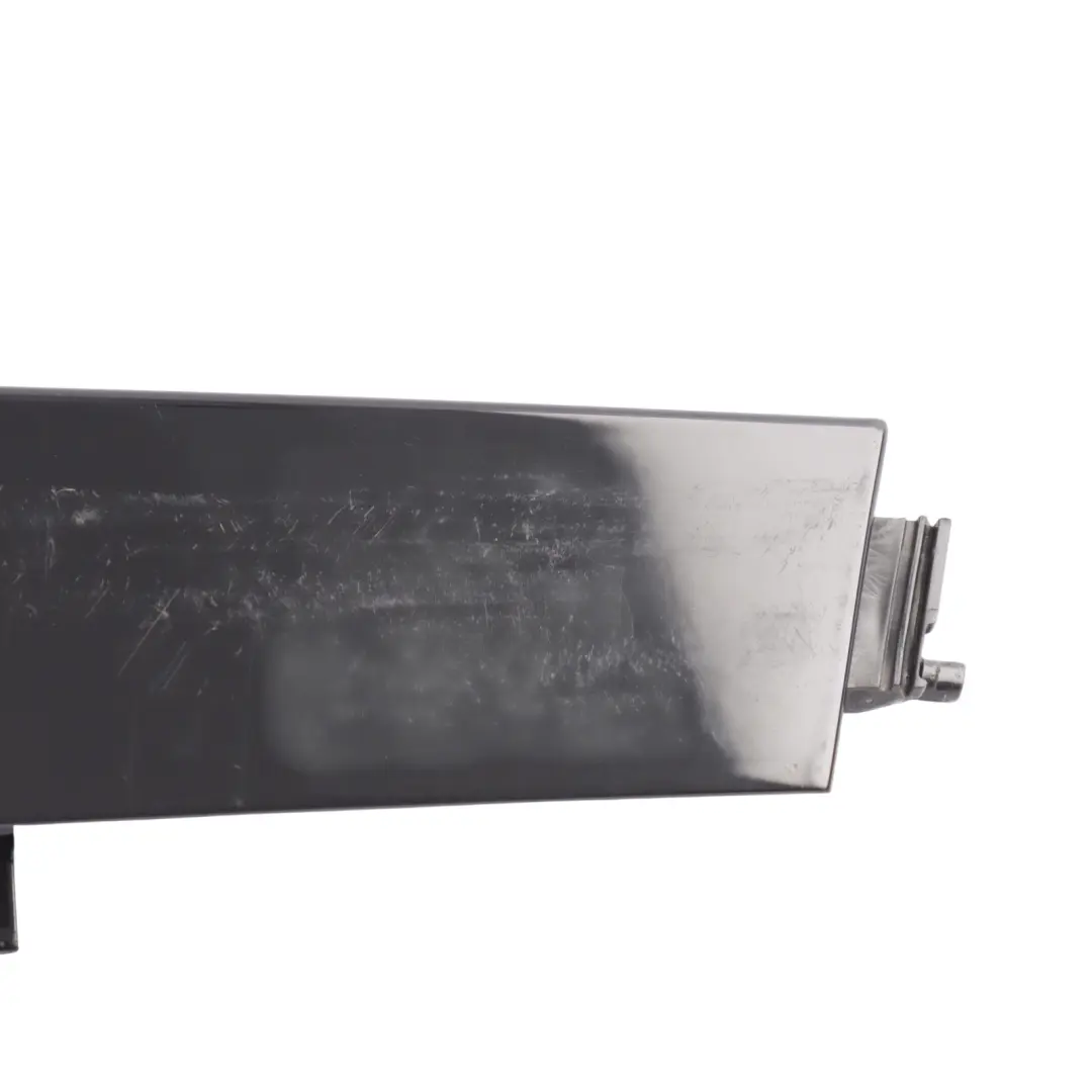 Front Door Moulding Exterior Panel Right O/S to Range Rover L405 with Part number CK52-20554-AC Range Rover L405 Front Door Moulding Exterior Panel Right O/S - SKU CK52-20554-AC - Part number CK52-20554-AC