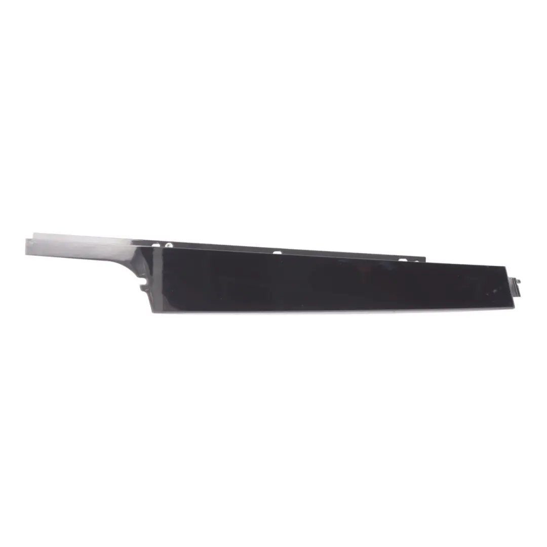 Moldura Vertical Puerta Delantera Izquierda para Range Rover L405 con número de pieza CK52-20555-AC Range Rover L405 Moldura Vertical Puerta Delantera Izquierda - SKU CK52-20555-AC - Número de pieza CK52-20555-AC