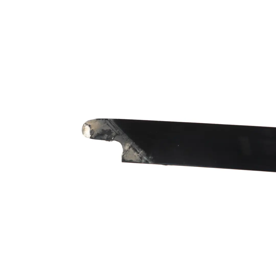 Moldura Superior Puerta Delantera Izquierda para Range Rover L405 con número de pieza CK52-208A97-AC Range Rover L405 Moldura Superior Puerta Delantera Izquierda - SKU CK52-208A97-AC - Número de pieza CK52-208A97-AC