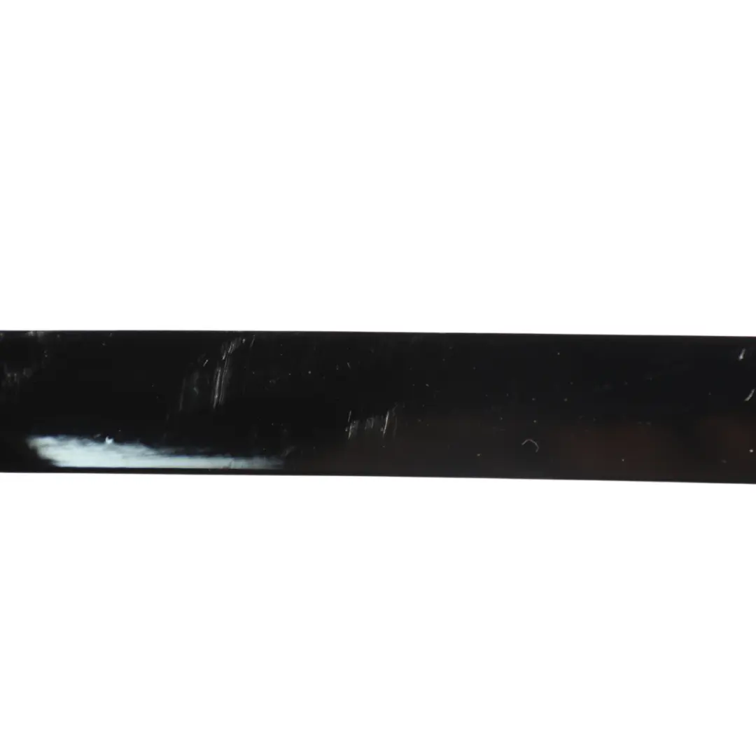 Front Door Top Moulding Trim Upper Left N/S to Range Rover L405 with Part number CK52-208A97-AC Range Rover L405 Front Door Top Moulding Trim Upper Left N/S - SKU CK52-208A97-AC - Part number CK52-208A97-AC