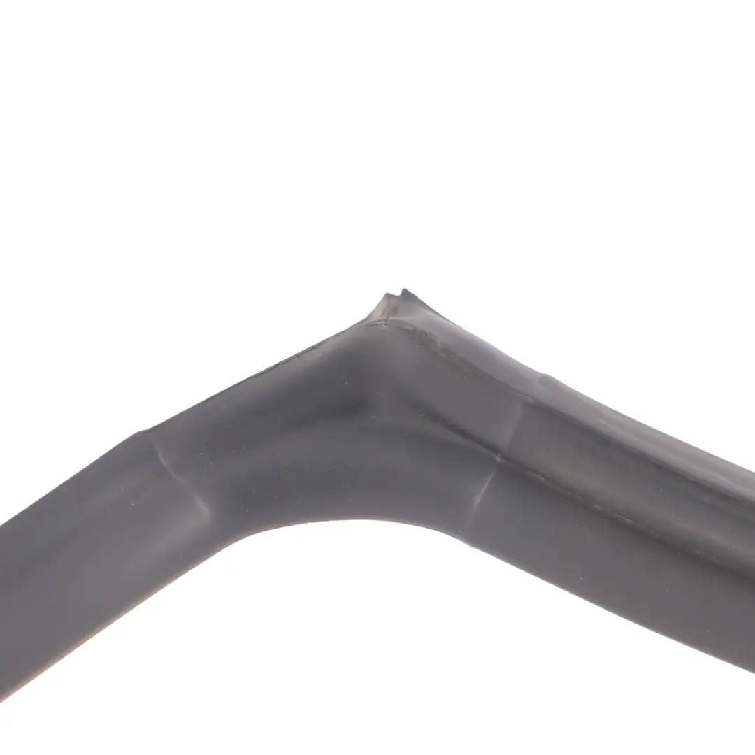 Range Rover L405 Inner Wheel Arch Seal Gasket Rubber Right O/S CK52-25384 - SKU CK52-25384-S - Part number CK52-25984-S