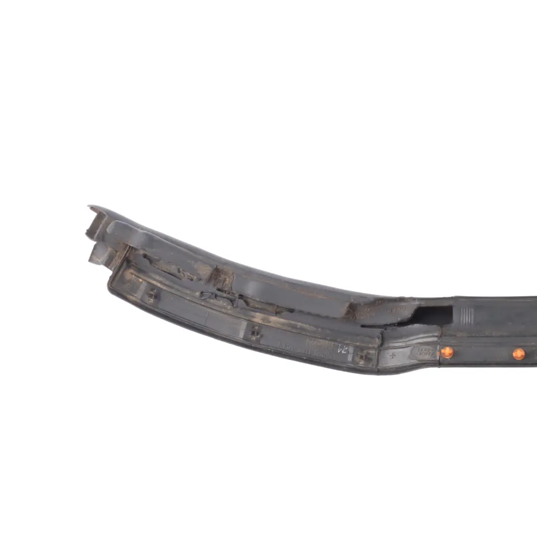 Inner Wheel Arch Seal Gasket Rubber Right O/S CK52-25384 to Range Rover L405 with Part number CK52-25984-S Range Rover L405 Inner Wheel Arch Seal Gasket Rubber Right O/S CK52-25384 - SKU CK52-25384-S - Part number CK52-25984-S