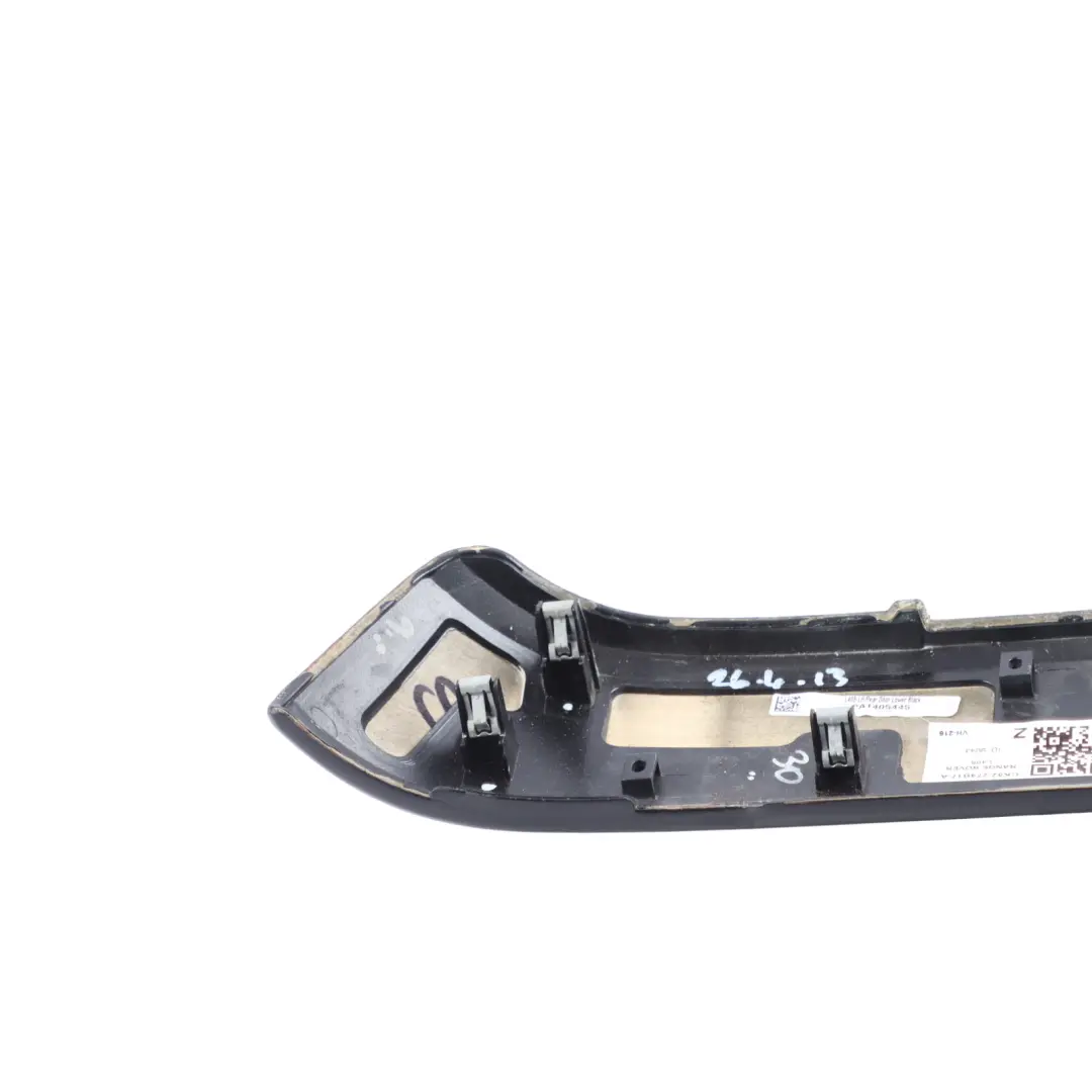 Range Rover L405 Garniture Porte Arrière Gauche Noire CK52274B17A - SKU CK52-274B17-A - Numéro de pièce CK52-274B17-A