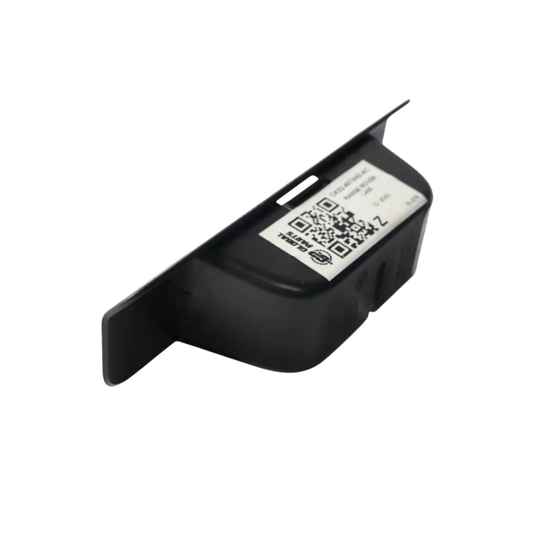 Tapa Embellecedor Cierre Del Portón Trasero para Range Rover L405 con número de pieza CK52-407A82-AC Range Rover L405 Tapa Embellecedor Cierre Del Portón Trasero - SKU CK52-407A82-AC - Número de pieza CK52-407A82-AC