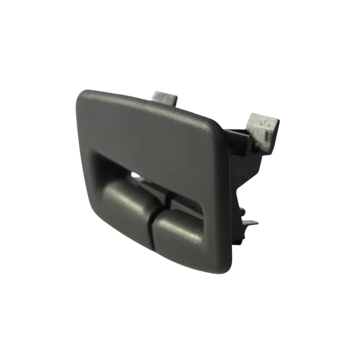 Coperchio Cintura Sicurezza Guida Uscita Nero per Range Rover L405 con numero di parte CK52-613D13-AAW Range Rover L405 Coperchio Cintura Sicurezza Guida Uscita Nero - SKU CK52-613D13-AAW - Numero di parte CK52-613D13-AAW