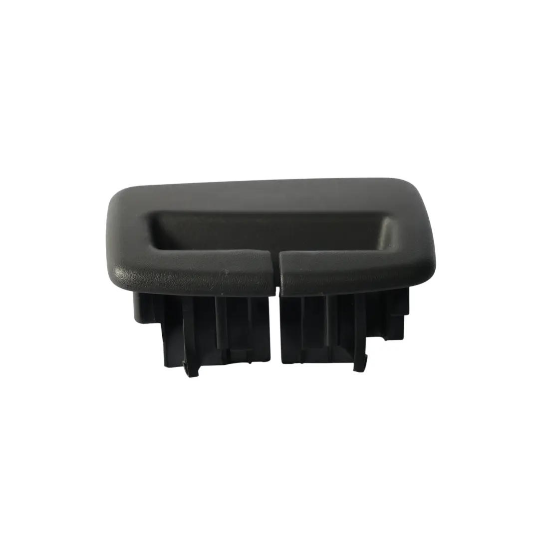 Cubre Cinturón Seguridad Trasero Guía De Salida para Range Rover L405 con número de pieza CK52-613D13-AAW Range Rover L405 Cubre Cinturón Seguridad Trasero Guía De Salida - SKU CK52-613D13-AAW - Número de pieza CK52-613D13-AAW