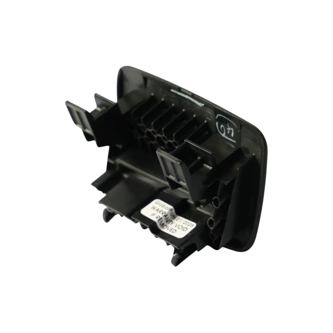 Coperchio Cintura Sicurezza Guida Uscita Nero per Range Rover L405 con numero di parte CK52-613D13-AAW Range Rover L405 Coperchio Cintura Sicurezza Guida Uscita Nero - SKU CK52-613D13-AAW - Numero di parte CK52-613D13-AAW
