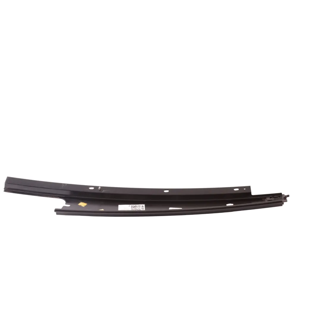 Garniture Montant B Porte Arrière Gauche pour Range Rover L405 à propos du numéro de pièce CK80-255A81-AB Range Rover L405 Garniture Montant B Porte Arrière Gauche - SKU CK80-255A81-AB - Numéro de pièce CK80-255A81-AB