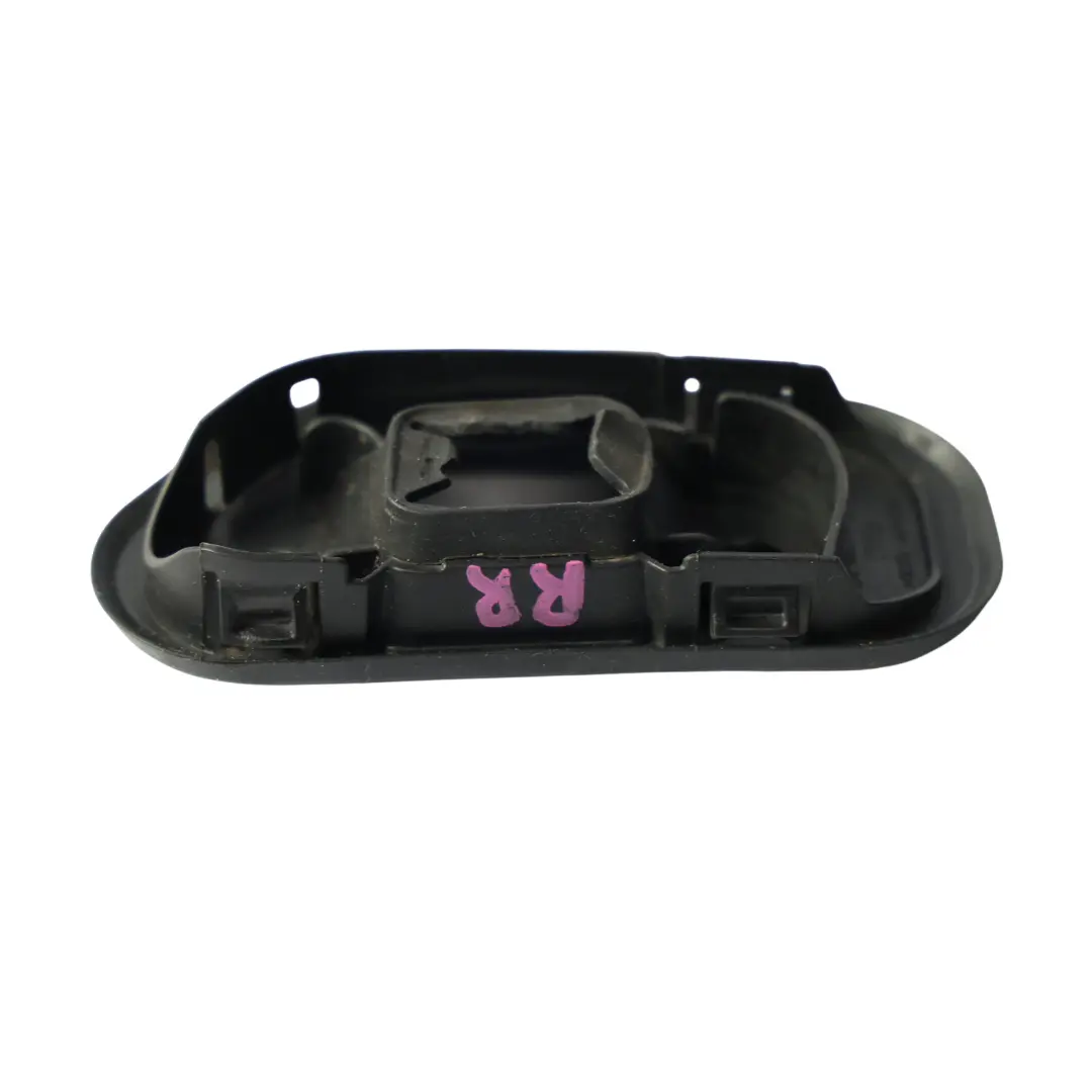 Mk3 Porta Controllo Guarnizione Posteriore Destra per Ford Focus con numero di parte CM51-A27206-AC Ford Focus Mk3 Porta Controllo Guarnizione Posteriore Destra - SKU CM51-A27206-AC - Numero di parte CM51-A27206-AC