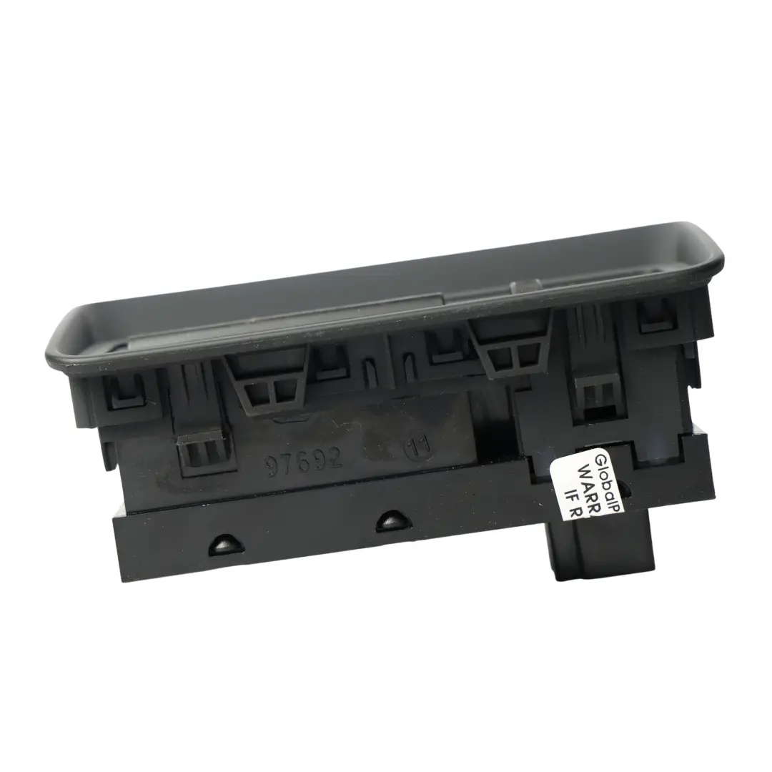 Interruttore Apertura Portellone Posteriore per Range Rover Land Rover L405 con numero di parte CPLA-11654-CA Range Rover Land Rover L405 Interruttore Apertura Portellone Posteriore - SKU CPLA-11654-CA - Numero di parte CPLA-11654-CA