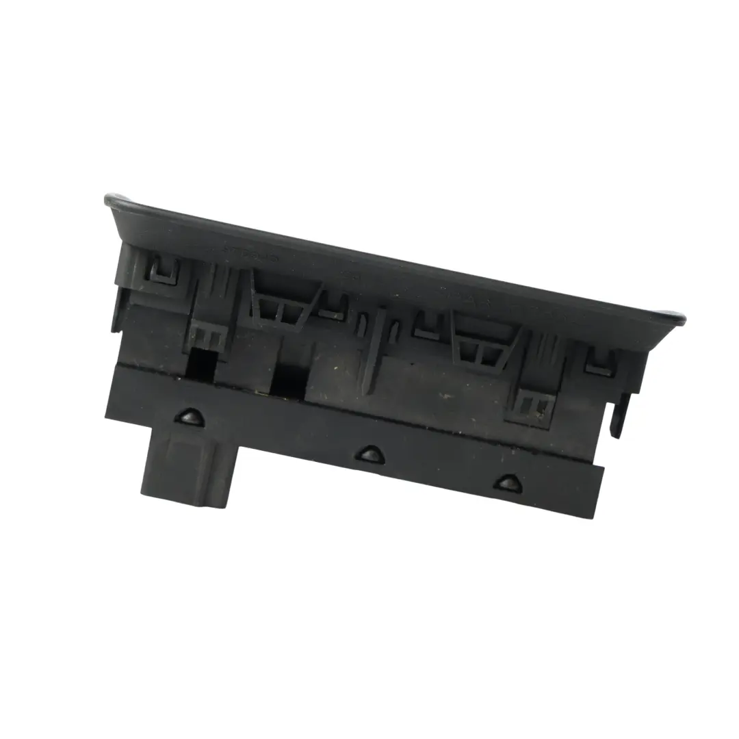 Range Rover Land Rover L405 Tailgate Release Open Switch Panel - SKU CPLA-11654-CA - Part number CPLA-11654-CA