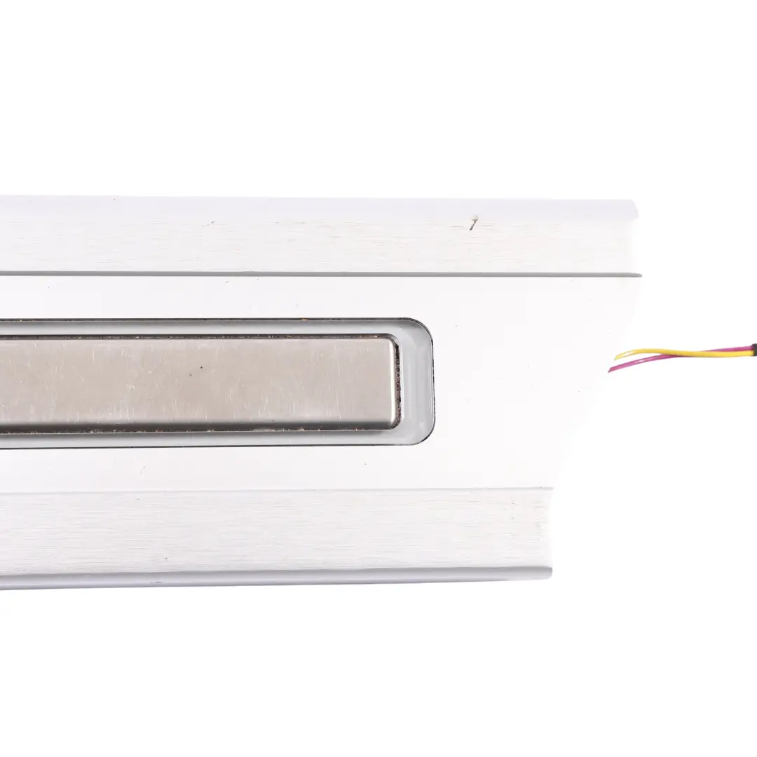 Range Rover L405 Soglia Ingreso Porta Posteriore Illuminata Destra CPLA-13245-CD - SKU CPLA-13244-CD - Numero di parte CPLA-13244-CD