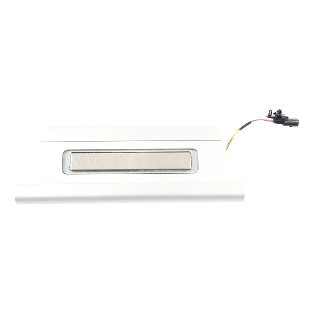 Range Rover L405 Ingresso Porta Posteriore Illuminata Sinistra - SKU CPLA-13245-CD - Numero di parte CPLA-13245-CD