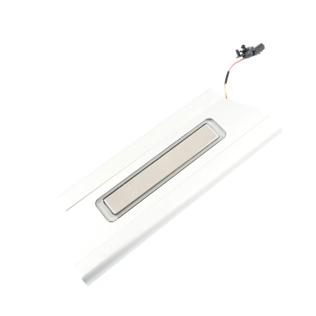 Einstiegs Leiste Hinten Links Beleuchtet für Range Rover L405 mit Teilenummer CPLA-13245-CD Range Rover L405 Einstiegs Leiste Hinten Links Beleuchtet - SKU CPLA-13245-CD - Teilenummer CPLA-13245-CD