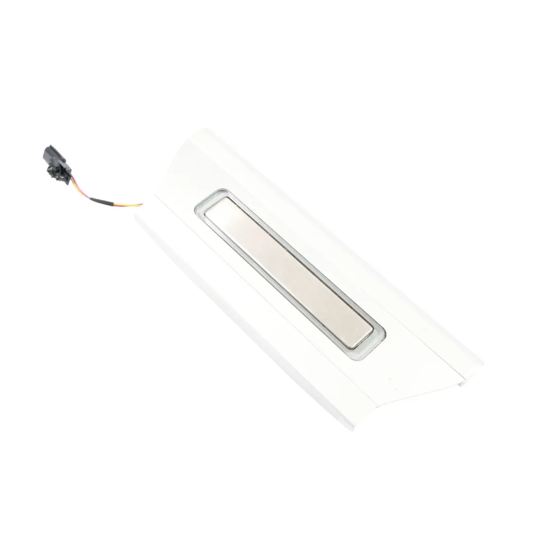 Range Rover L405 Ingresso Porta Posteriore Illuminata Sinistra - SKU CPLA-13245-CD - Numero di parte CPLA-13245-CD