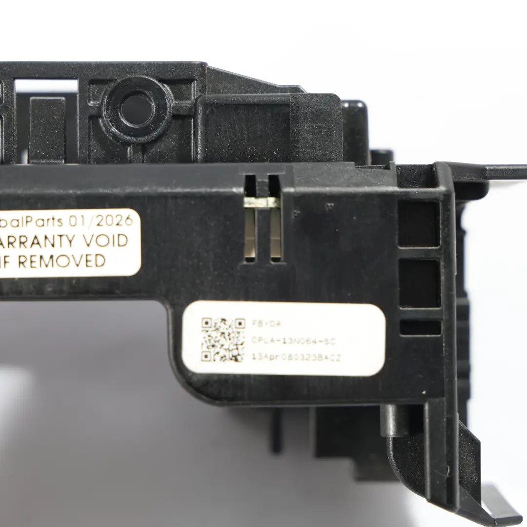 Soporte Interruptor Combinado CPLA13N064SC para Range Rover L405 con número de pieza CPLA-13N064-SC Range Rover L405 Soporte Interruptor Combinado CPLA13N064SC - SKU CPLA-13N064-SC - Número de pieza CPLA-13N064-SC