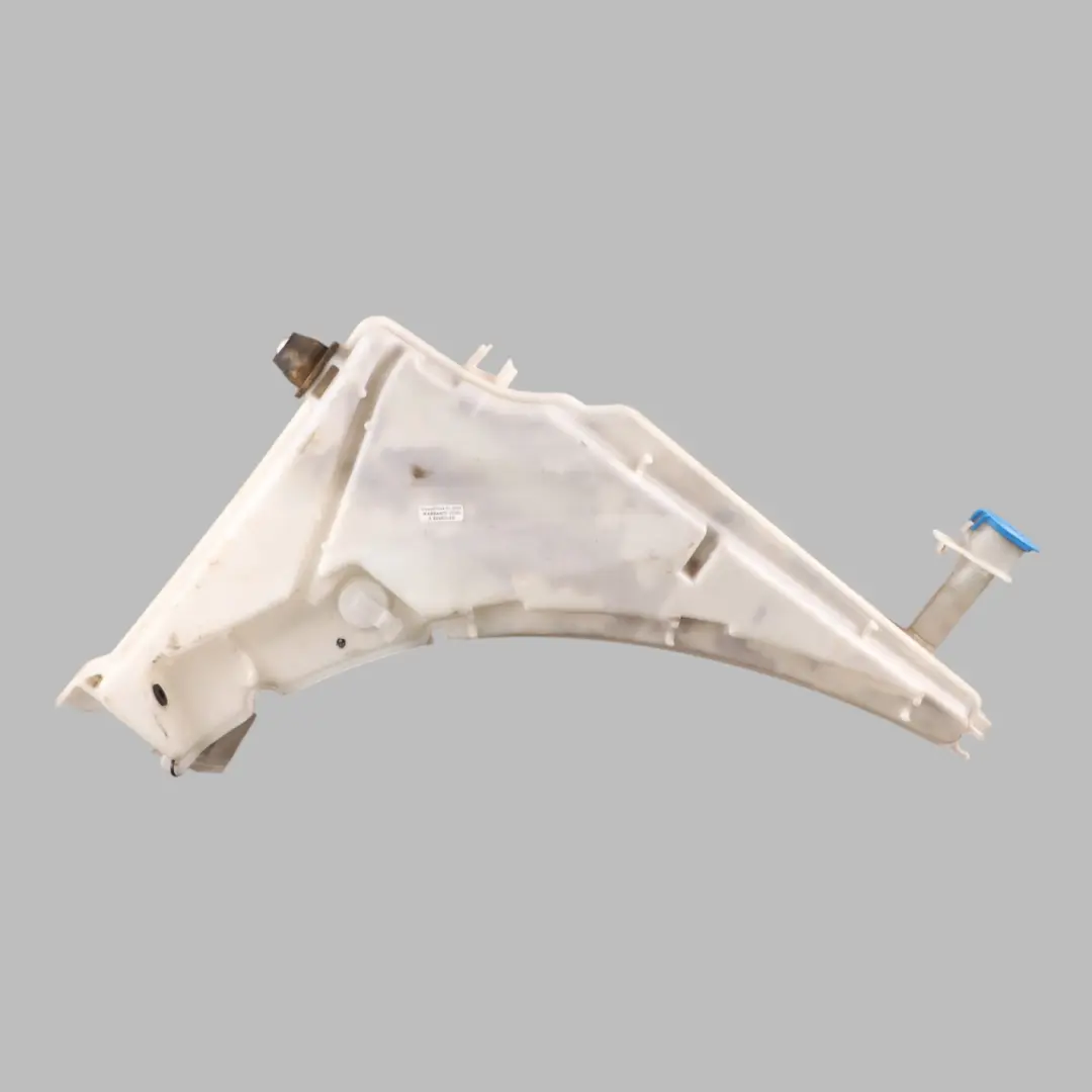 Windscreen Washer Tank Bottle Container CPLA-17B613-DH to Range Rover L405 with Part number LR050573 Range Rover L405 Windscreen Washer Tank Bottle Container CPLA-17B613-DH - SKU LR050573 - Part number LR050573