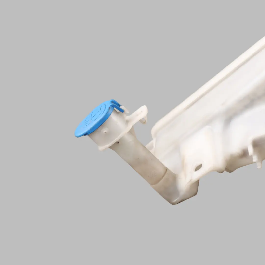 Windscreen Washer Tank Bottle Container CPLA-17B613-DH to Range Rover L405 with Part number LR050573 Range Rover L405 Windscreen Washer Tank Bottle Container CPLA-17B613-DH - SKU LR050573 - Part number LR050573