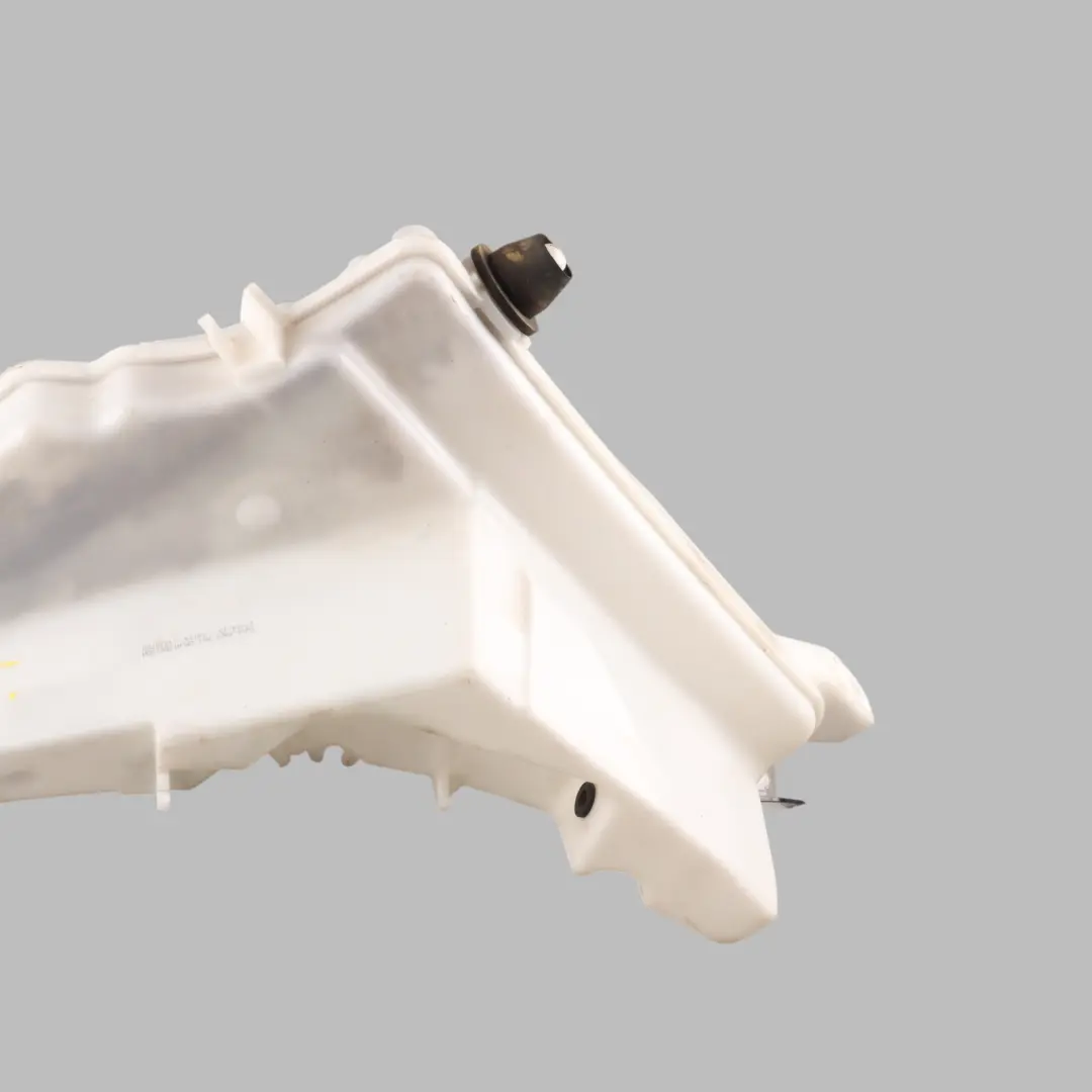 Windscreen Washer Tank Bottle Container CPLA-17B613-DH to Range Rover L405 with Part number LR050573 Range Rover L405 Windscreen Washer Tank Bottle Container CPLA-17B613-DH - SKU LR050573 - Part number LR050573