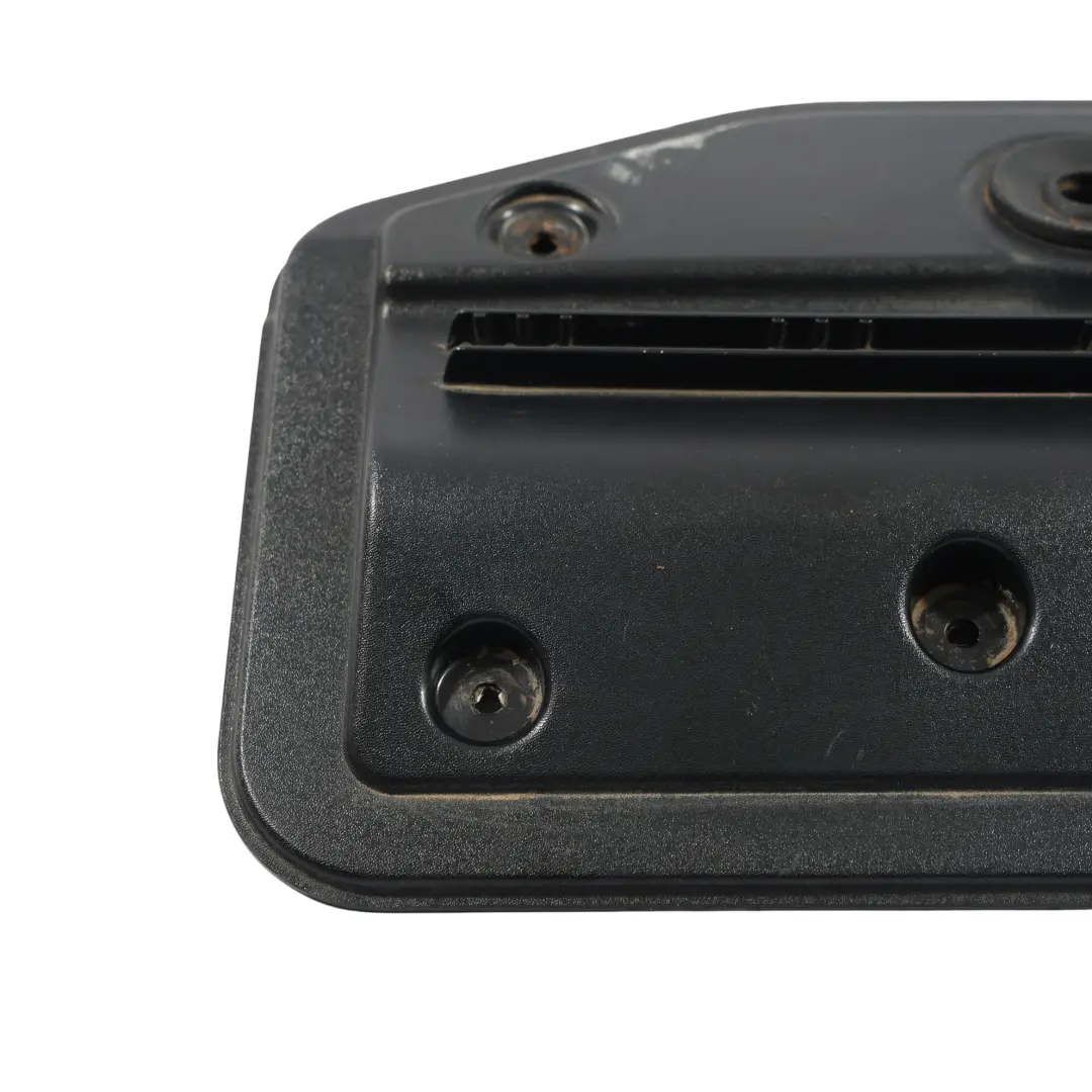 Embellecedor Motor Portón Trasero para Land Rover Range Rover L405 con número de pieza CPLA-17C412-AB Land Rover Range Rover L405 Embellecedor Motor Portón Trasero - SKU CPLA-17C412-AB - Número de pieza CPLA-17C412-AB