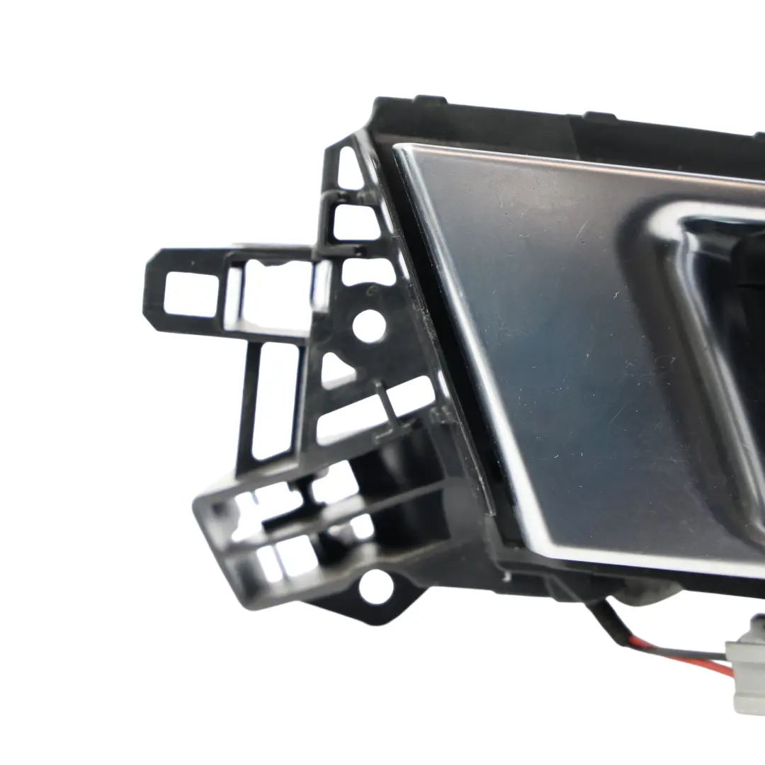 Poignée Intérieure Porte Avant Gauche pour Range Rover Land Rover L405 à propos du numéro de pièce CPLA-22601-ACW Range Rover Land Rover L405 Poignée Intérieure Porte Avant Gauche - SKU CPLA-22601-ACW - Numéro de pièce CPLA-22601-ACW