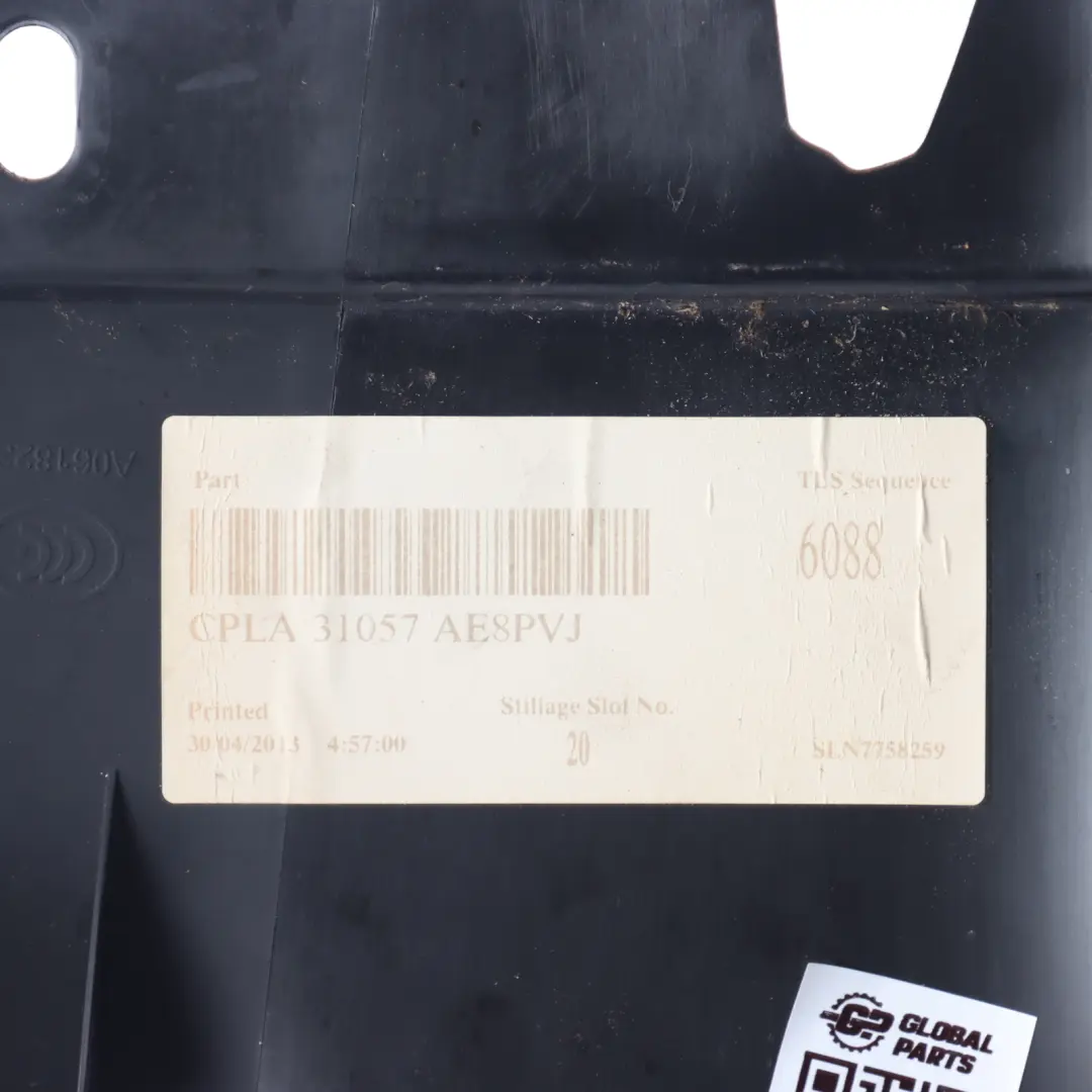 Moldura Pilar B Inferior Interior Izquierda para Range Rover L405 con número de pieza CPLA-31057-A Range Rover L405 Moldura Pilar B Inferior Interior Izquierda - SKU CPLA-31057-A - Número de pieza CPLA-31057-A