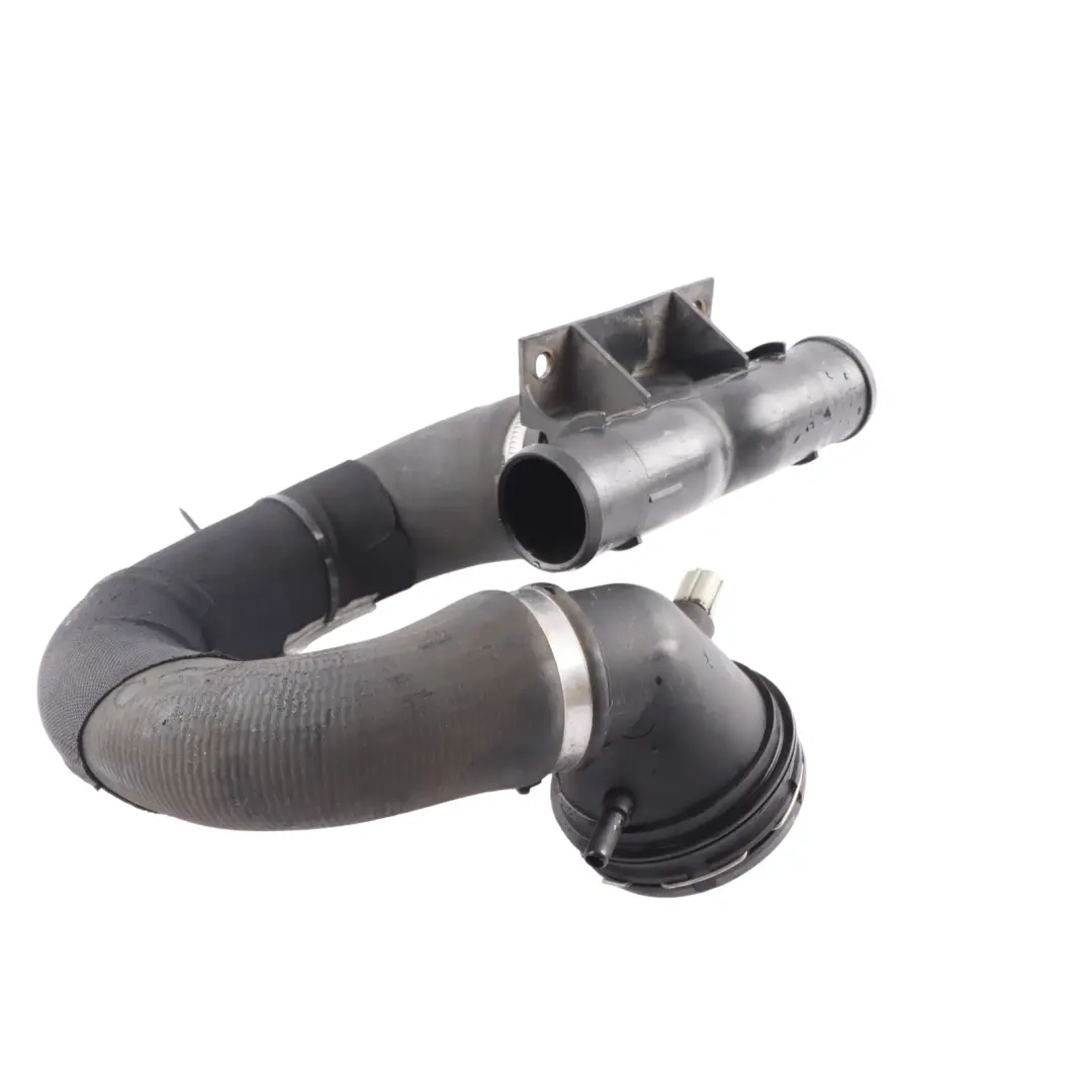 Charge Air Line Hose Pipe 4.4 Diesel to Range Rover L405 Intercooler with Part number CPLA-6K683-DB Range Rover L405 Intercooler Charge Air Line Hose Pipe 4.4 Diesel - SKU CPLA-6K683-DB - Part number CPLA-6K683-DB