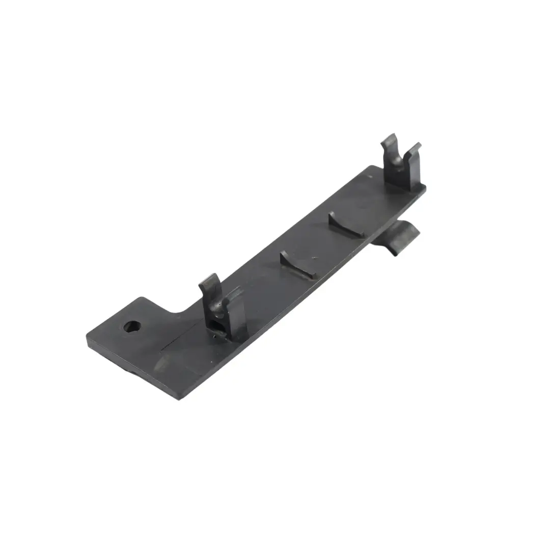 Supporto Staffa Radiatore Sinistro per Range Rover L405 con numero di parte CPLA-8A274-AC Range Rover L405 Supporto Staffa Radiatore Sinistro - SKU CPLA-8A274-AC - Numero di parte CPLA-8A274-AC