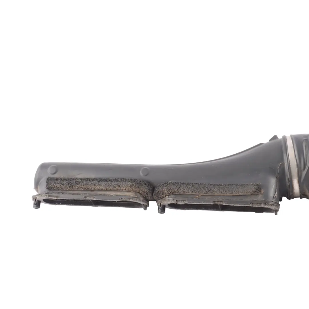 Range Rover L405 Air Intake Pipe Hose Duct Right O/S 4.4 SDV8 - SKU CPLA-9A676-AC - Part number CPLA-9A676-AC