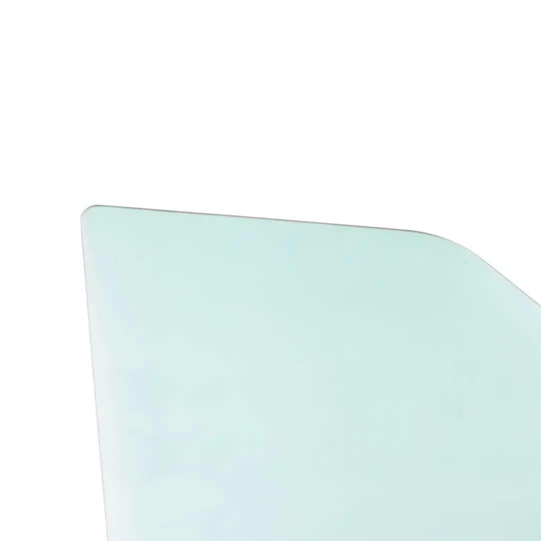 Front Door Window Glass Right O/S AS2 5H2221410AA to Land Rover Discovery 3 L319 with Part number CUB500160 Land Rover Discovery 3 L319 Front Door Window Glass Right O/S AS2 5H2221410AA - SKU CUB500160 - Part number CUB500160