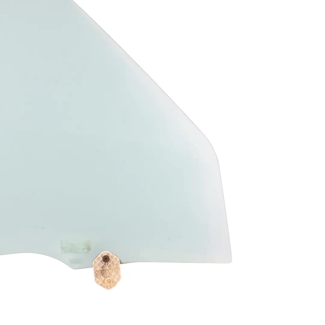 Front Door Window Glass Right O/S AS2 5H2221410AA to Land Rover Discovery 3 L319 with Part number CUB500160 Land Rover Discovery 3 L319 Front Door Window Glass Right O/S AS2 5H2221410AA - SKU CUB500160 - Part number CUB500160