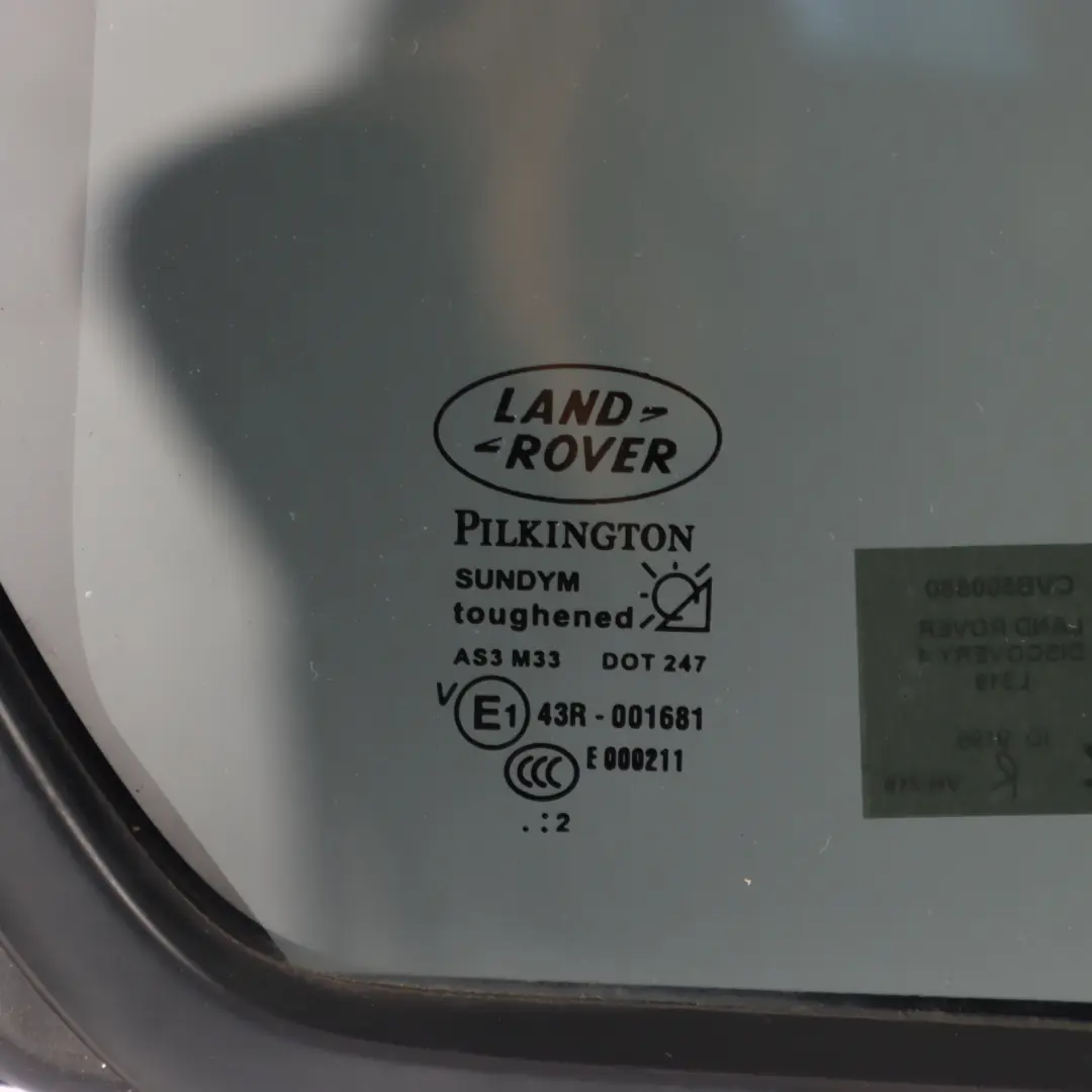 Vitre Rail Teintée Arrière Droite 5H22-29750-BA pour Land Rover Discovery L319 à propos du numéro de pièce CVB500880 Land Rover Discovery L319 Vitre Rail Teintée Arrière Droite 5H22-29750-BA - SKU CVB500880 - Numéro de pièce CVB500880