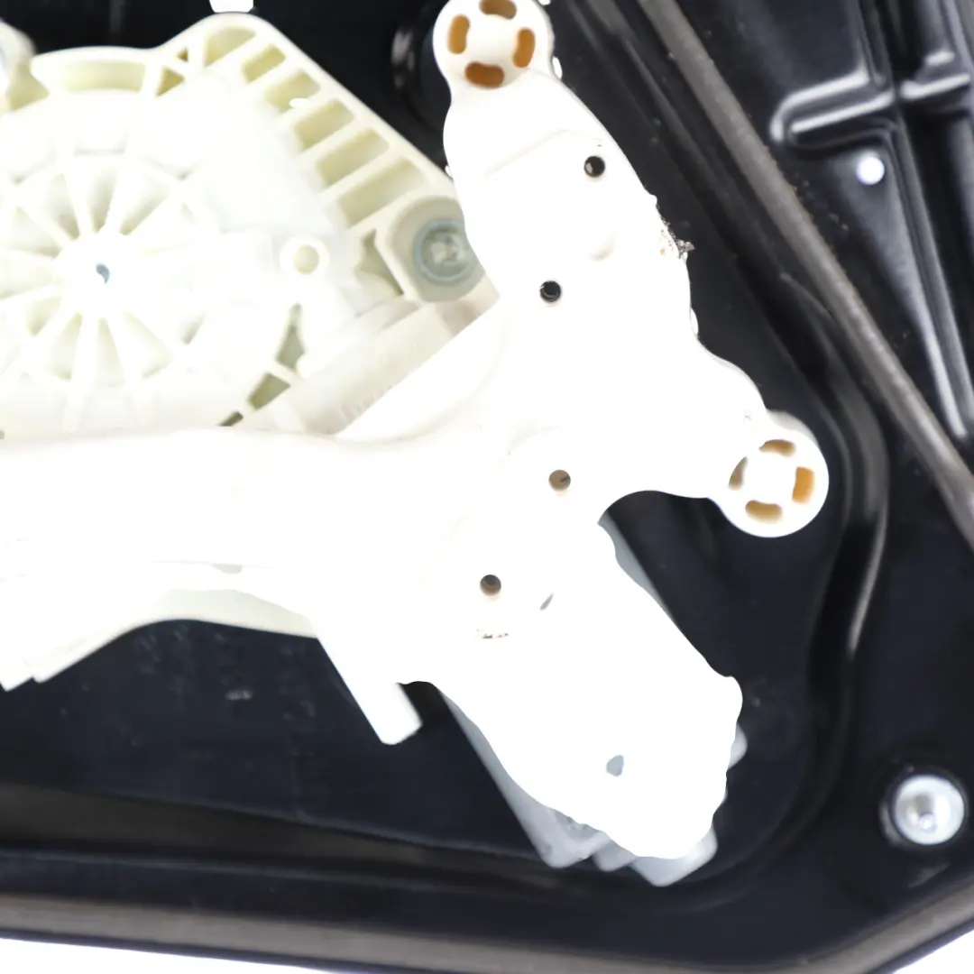 Mk3 L319 Window Regulator Motor Rear Right O/S to Land Rover Discovery with Part number CVH500120 Land Rover Discovery Mk3 L319 Window Regulator Motor Rear Right O/S - SKU CVH500120 - Part number CVH500120