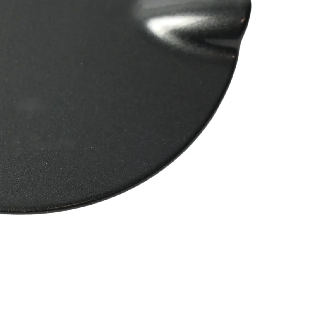 Ford Fiesta MK7 Kraftstoffein Füllstutzen Klappen Abdeckung - SKU D1BB-A405A02-AAW-MGT - Teilenummer D1BB-A405A02-AAW