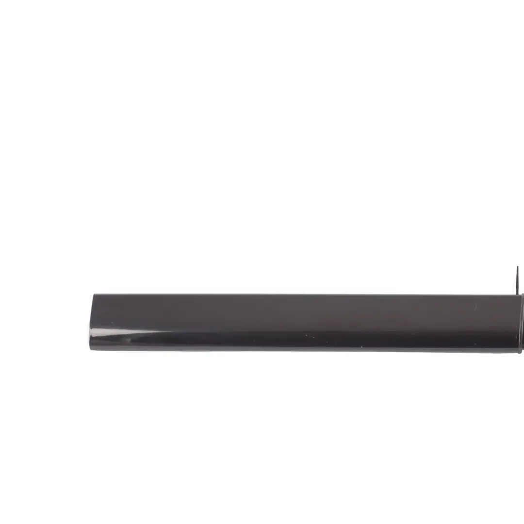 Moldura Ventana Trasera Derecha Moldura Exterior para Land Rover Discovery IV con número de pieza DDF500081PVL Land Rover Discovery IV Moldura Ventana Trasera Derecha Moldura Exterior - SKU DDF500081PVL-SAB - Número de pieza DDF500081PVL