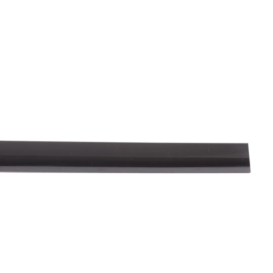 Land Rover Discovery 4 L319 Moulure Vitre Quart Brillant Gauche - SKU DDF500091PVL - Numéro de pièce DDF500091PVL