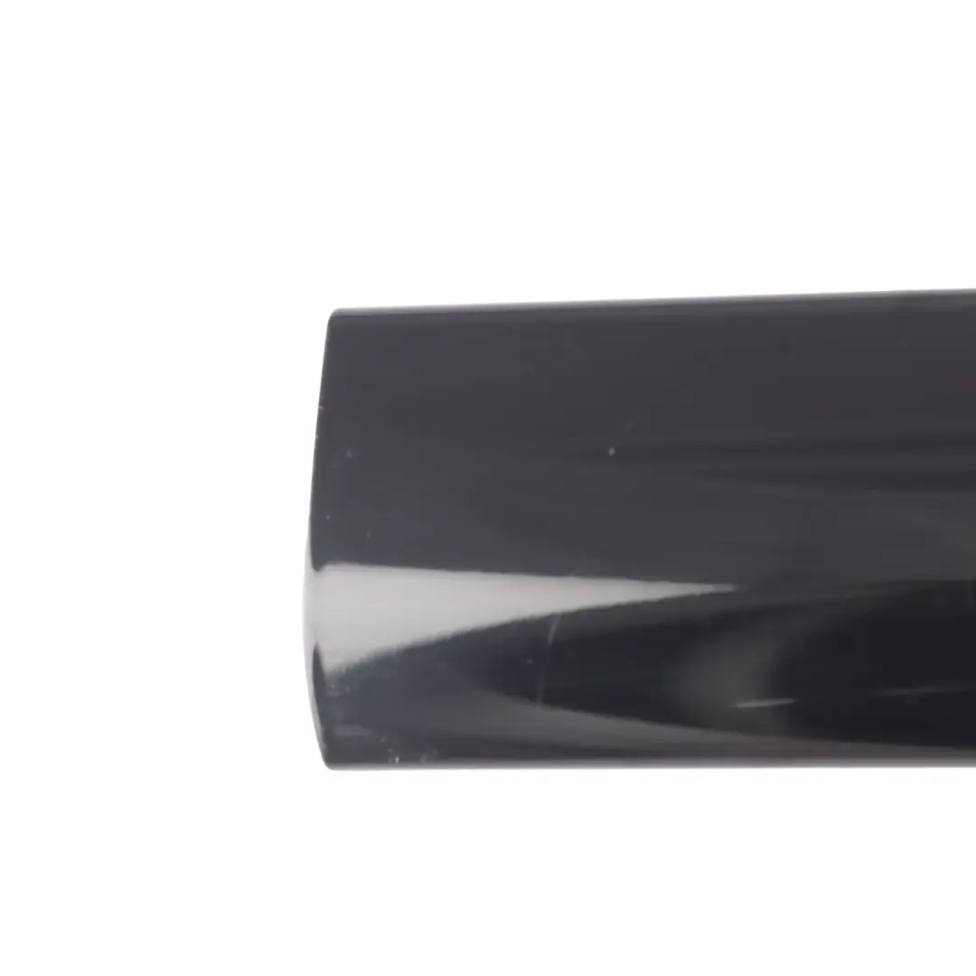 Moulure Vitre Quart Brillant Gauche pour Land Rover Discovery 4 L319 à propos du numéro de pièce DDF500091PVL Land Rover Discovery 4 L319 Moulure Vitre Quart Brillant Gauche - SKU DDF500091PVL - Numéro de pièce DDF500091PVL